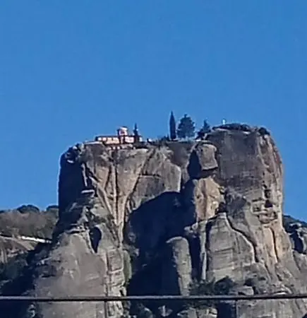 Meteora Monasteries View Apartment